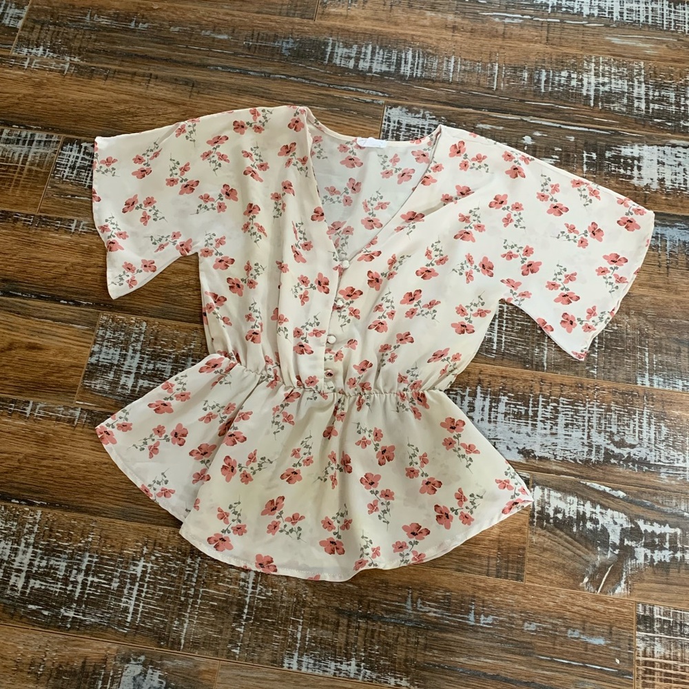 Adorable pink floral top